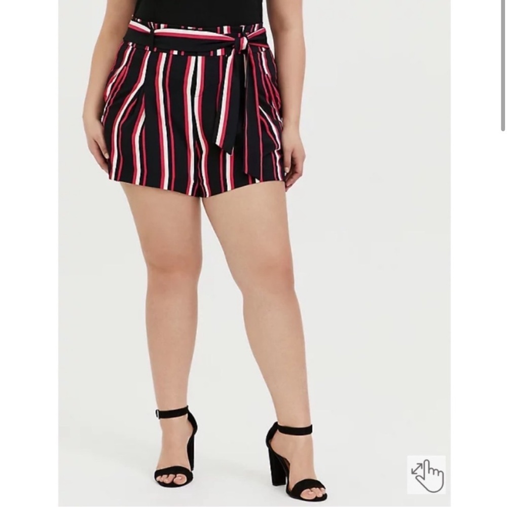 Crepe Mid Rise Striped Tie Front Shorts